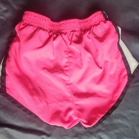 Nike DRI FIT Workout Shorts Toddler 3T (PINK) - Picture 2 of 5